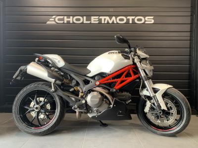 DUCATI MONSTER 796