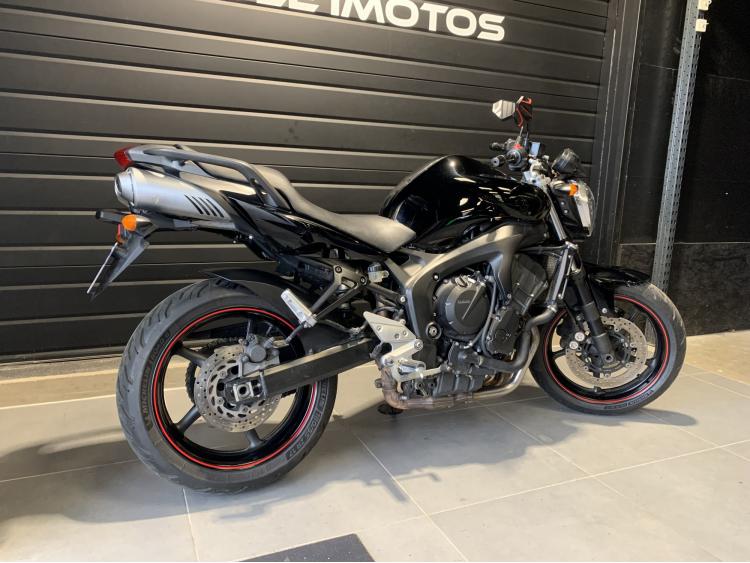 YAMAHA FZ6 600 FAZER