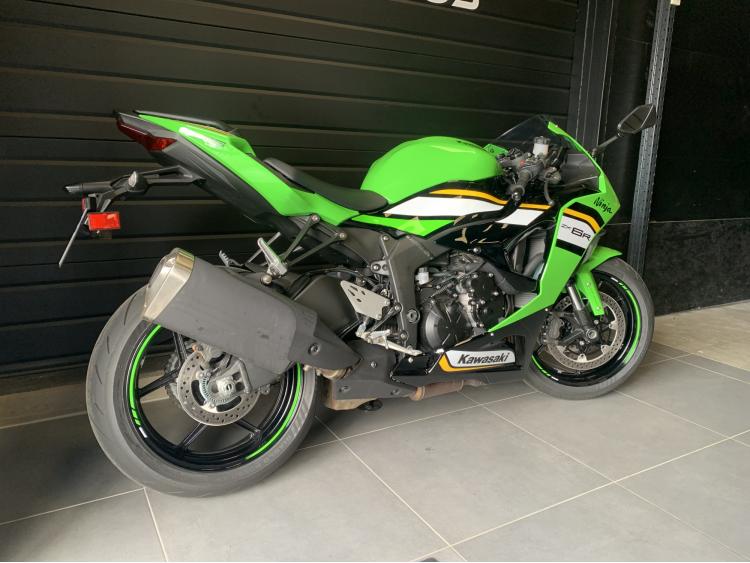 KAWASAKI ZX-6R 636