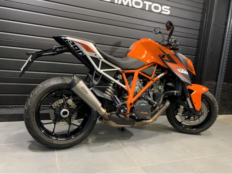 KTM 1290 SUPER DUKE R 