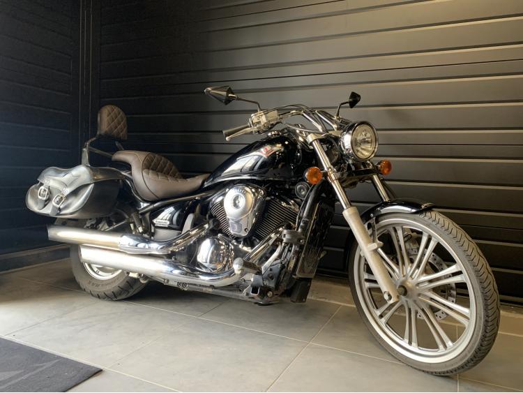 KAWASAKI VN 900 Custom 