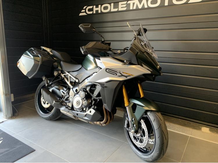 SUZUKI GSX-S 1000 GX + 