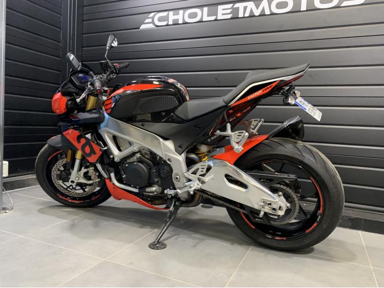APRILIA TUONO 1100 V4 