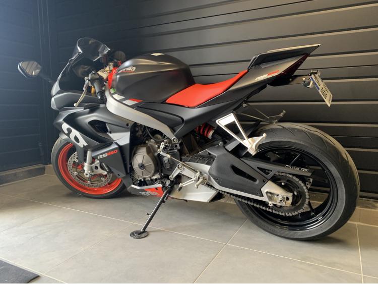 APRILIA RS 660 