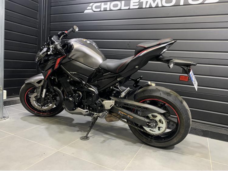 KAWASAKI Z 900