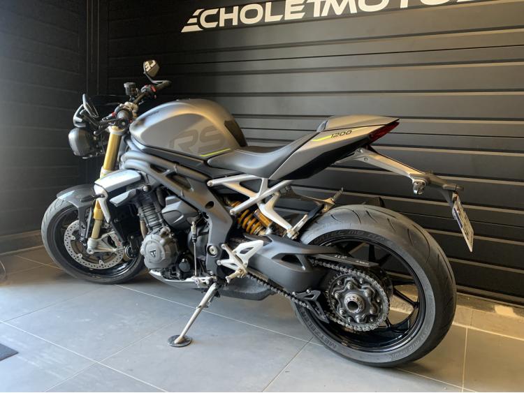 TRIUMPH SPEED TRIPLE 1200 RS 