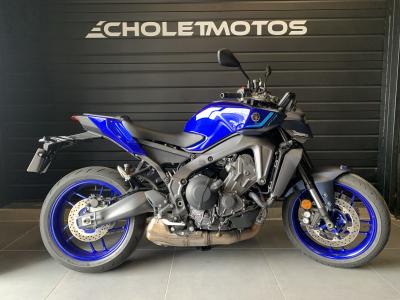 YAMAHA MT-09