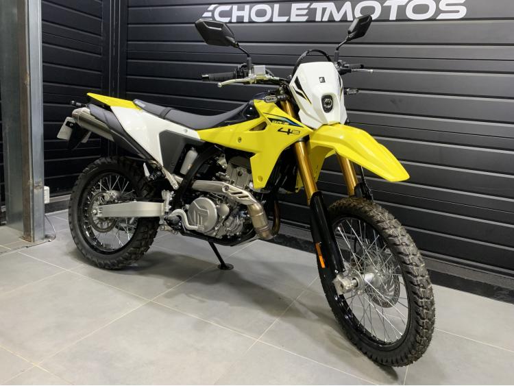 SUZUKI DR-Z 4S 