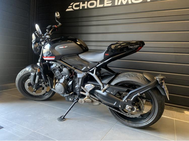 TRIUMPH TRIDENT 660 