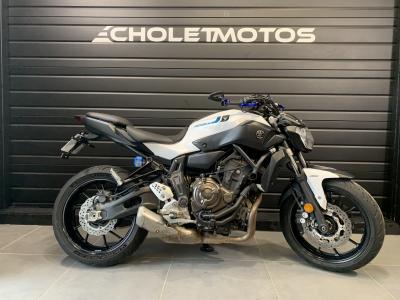 YAMAHA MT-07