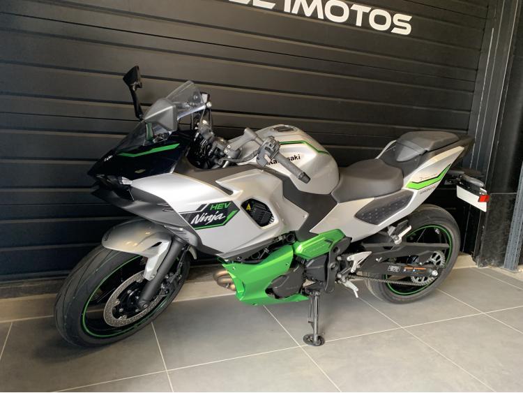 KAWASAKI Ninja 7 Hybrid 