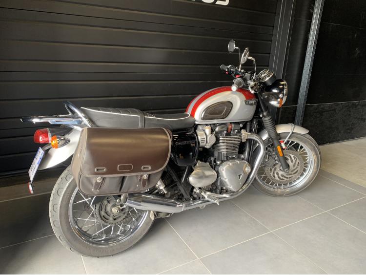 TRIUMPH BONNEVILLE T120
