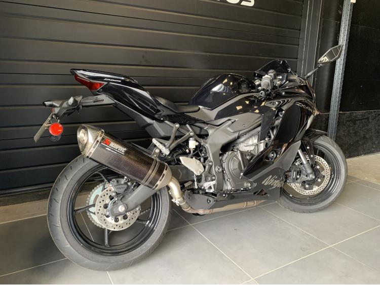 KAWASAKI ZX-4R PERFORMANCE 